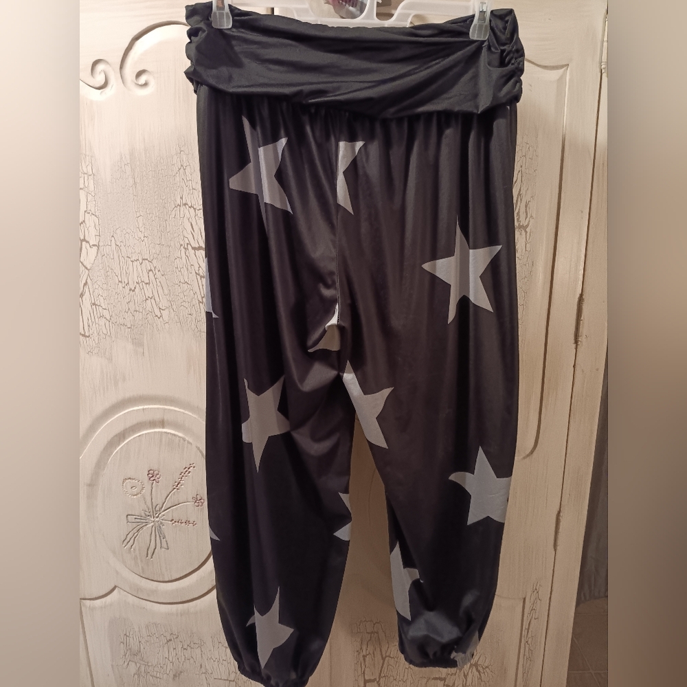 Star 🌟  Design Pants